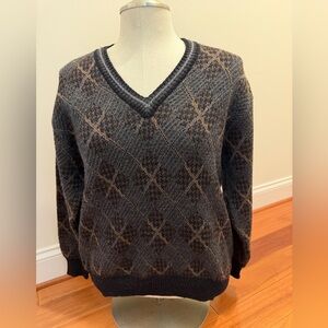 Vintage 90s Men's Black and Brown V-Neck Argyle Sweater